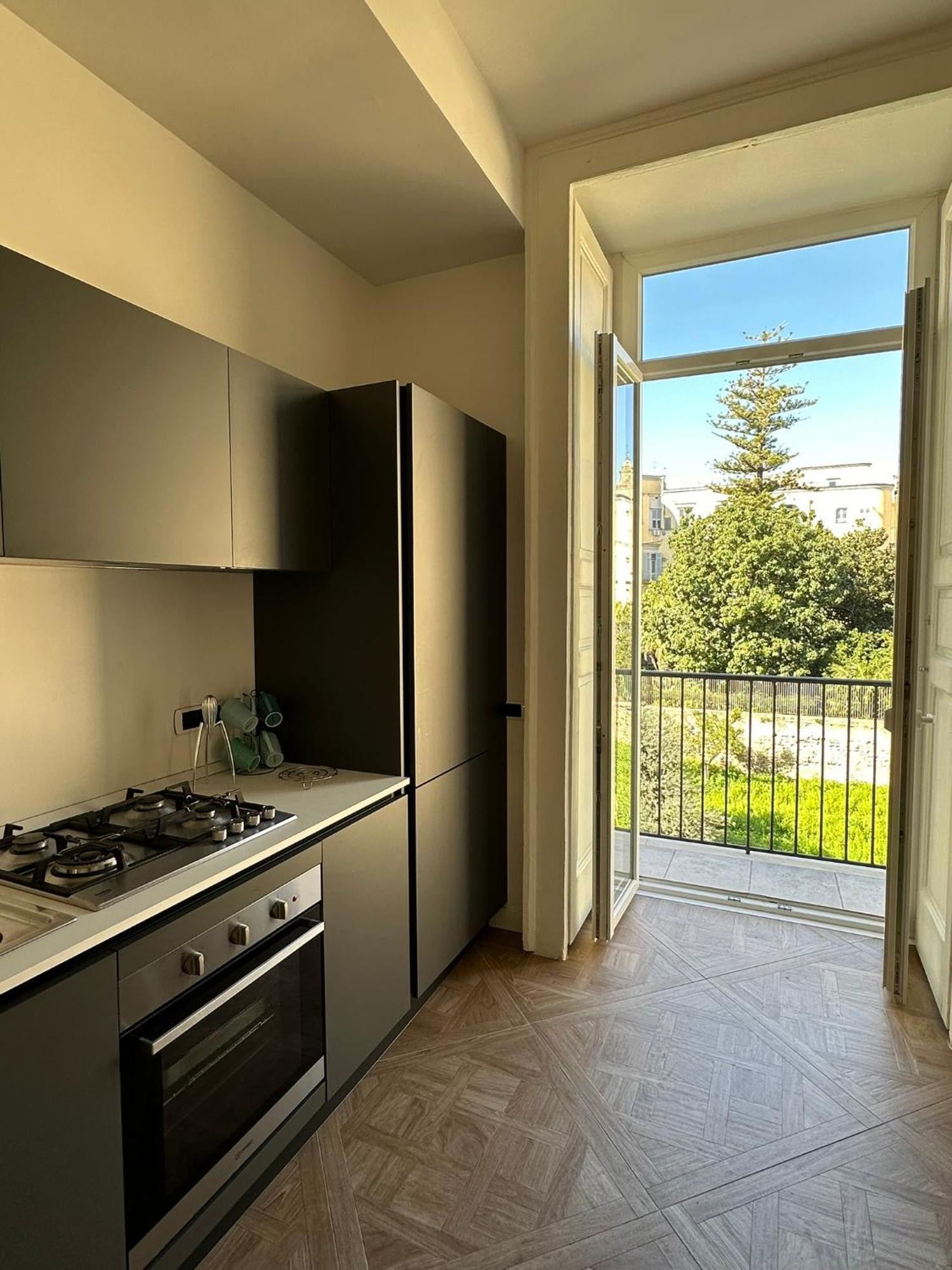 Апартаменты Centrantico - S. Chiara View Неаполь Экстерьер фото